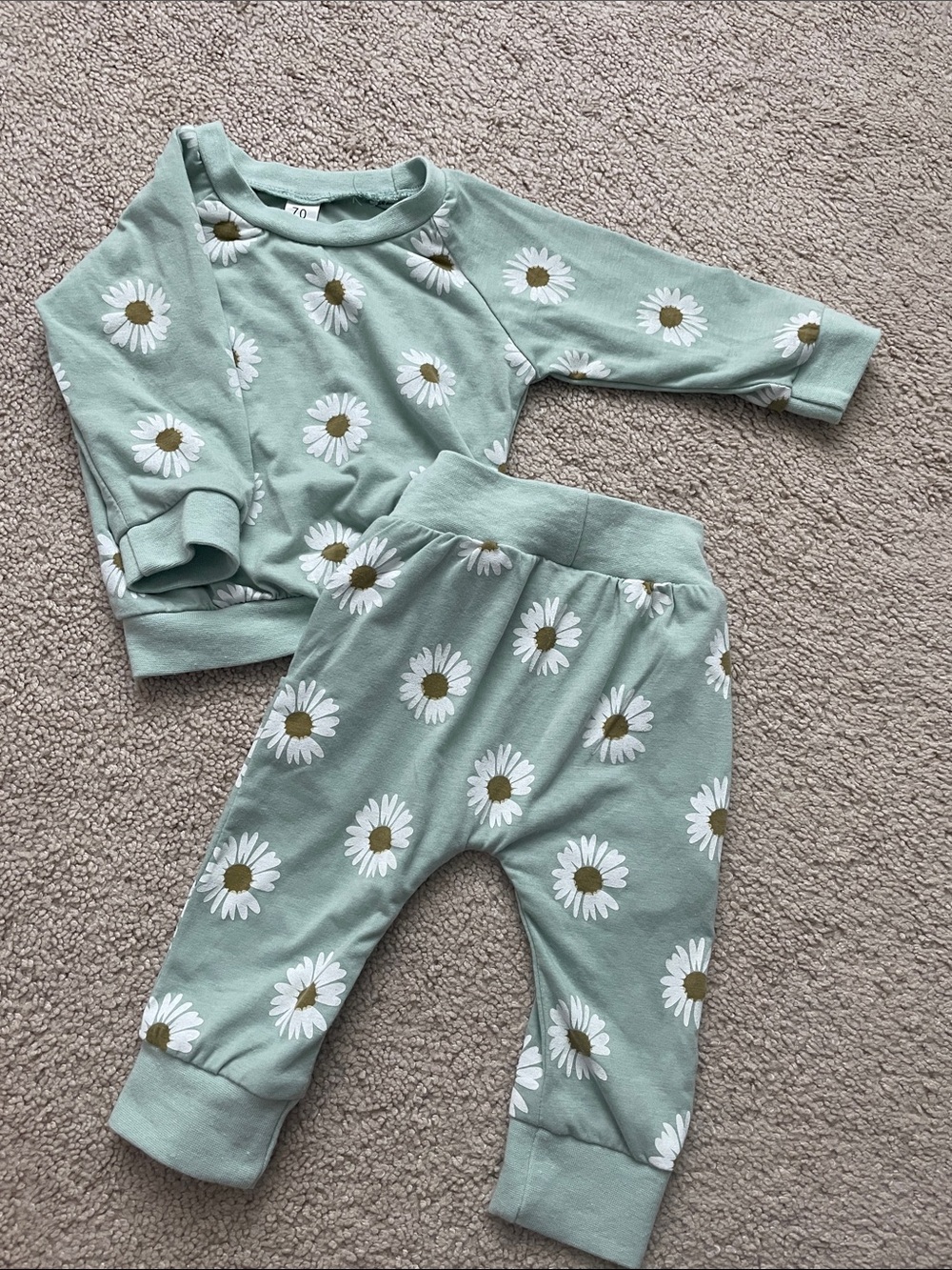Mint Green Daisy Two-Piece Baby Set